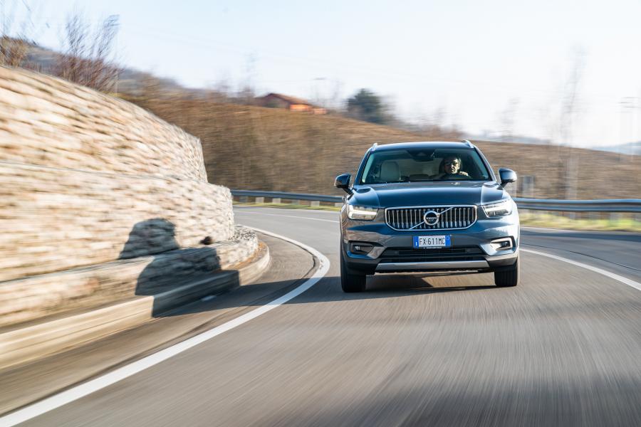  Volvo XC40 T5 Plug-in Hybrid Inscription 2020 года  (WW) (фото 35 из 44)